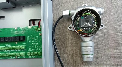 仪器通过4-20mA信号与气体报警控制器 MIC3000接线操作视频
